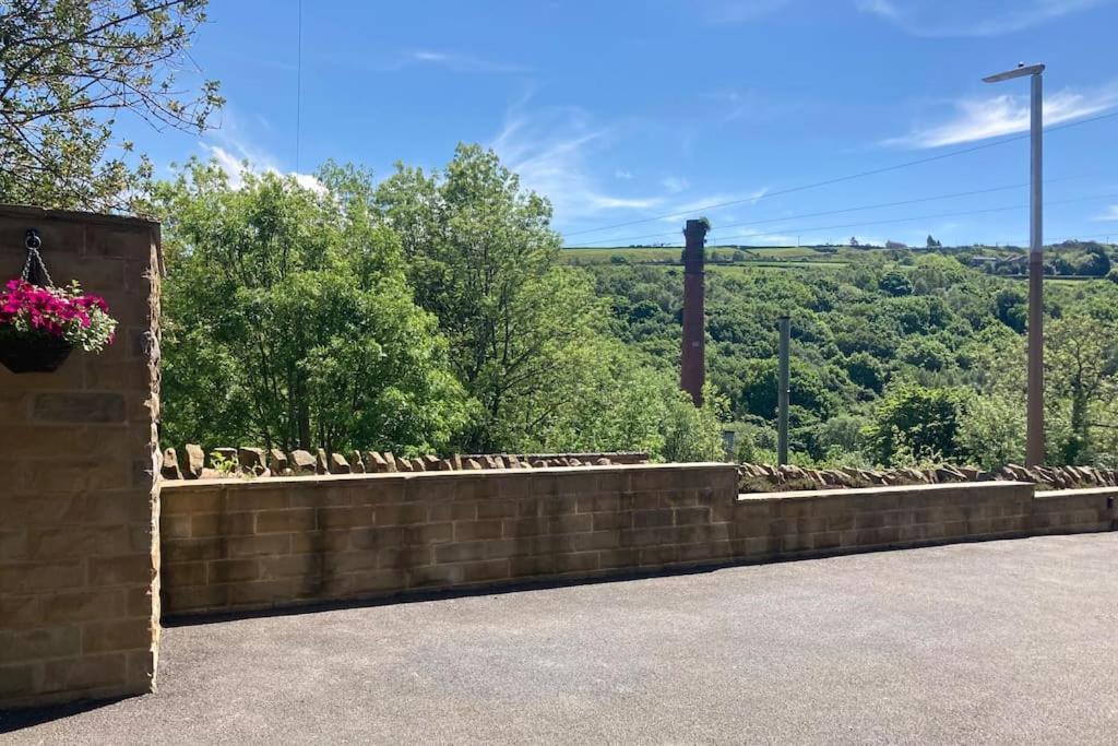 Malkin Wood Studio - 15 Min Walk To Holmfirth Centre Exteriör bild